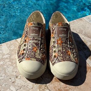 Disney x Native Moana Slip-On Shoes Women’s size 7 Jefferson